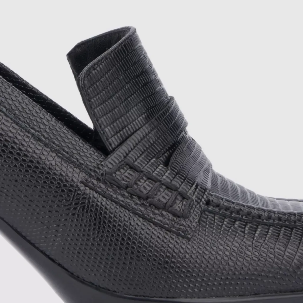 Aquatalia Heels-Rella Black