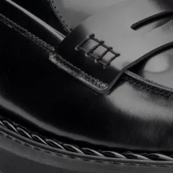 Aquatalia Flats-Stile Black